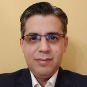 دکتر یاسر یادگاری