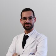 دکتر امیرحسین حسنی
