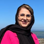 وجیهه سادات امام جمعه زاده
