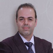 دکتر علی قمری