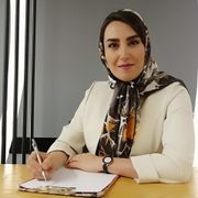 زینب غفاری