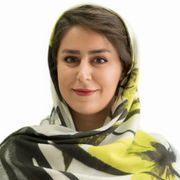 نیلوفر حسینی