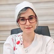 زهرا طاهری