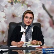 دکتر هلیا کمال