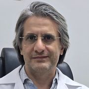 دکتر مهدی وفادار