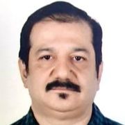 دکتر احمد آدم بیک