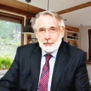 دکتر حسن شمس اسفندآباد