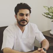 اشکان زارعی