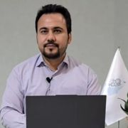 محسن نقی زاده