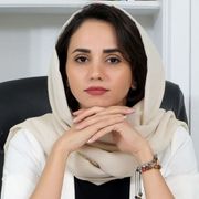 نازنین ظریفیان