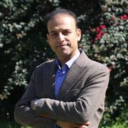 دکتر مصطفی دهقانی