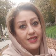 نادیا دهقانی