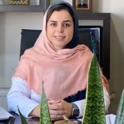 دکتر آیسان نوزاد
