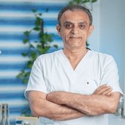 دکتر مهرداد برادران نقشینه