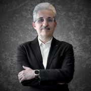 دکتر فرهاد نجات