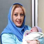 نادیا دهقانی