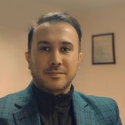 احسان نجفی نیا