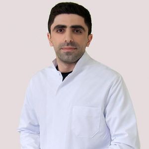 آرش تندرست