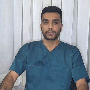 علی بشارت نیا