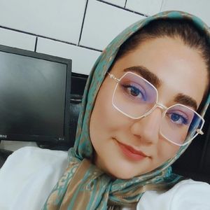 مریم پروانه پور