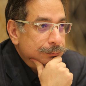 دکتر امیر عزمی