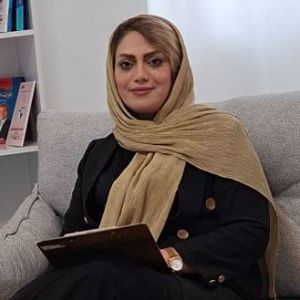 فرزانه زارع