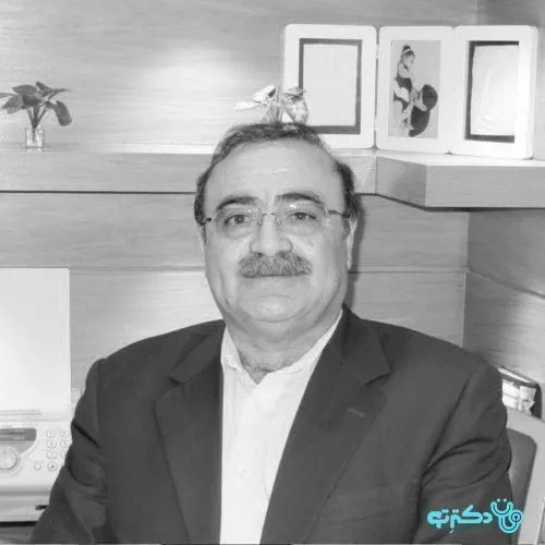 دکتر محمدصادق هنرپیشه