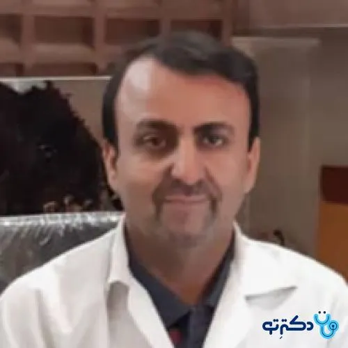 دکتر احمد اکبری