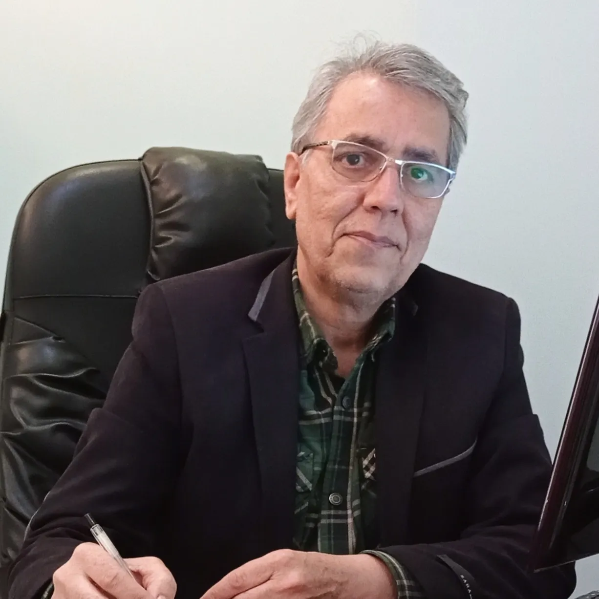 دکتر قاسم حسینی اخوان