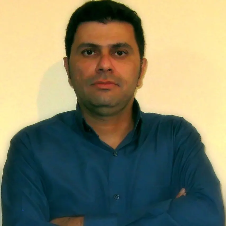 دکتر ابراهیم احمدی