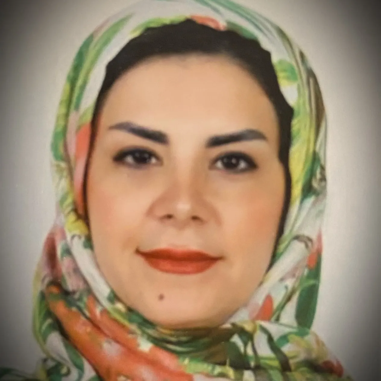 دکتر نگار نقاشپور
