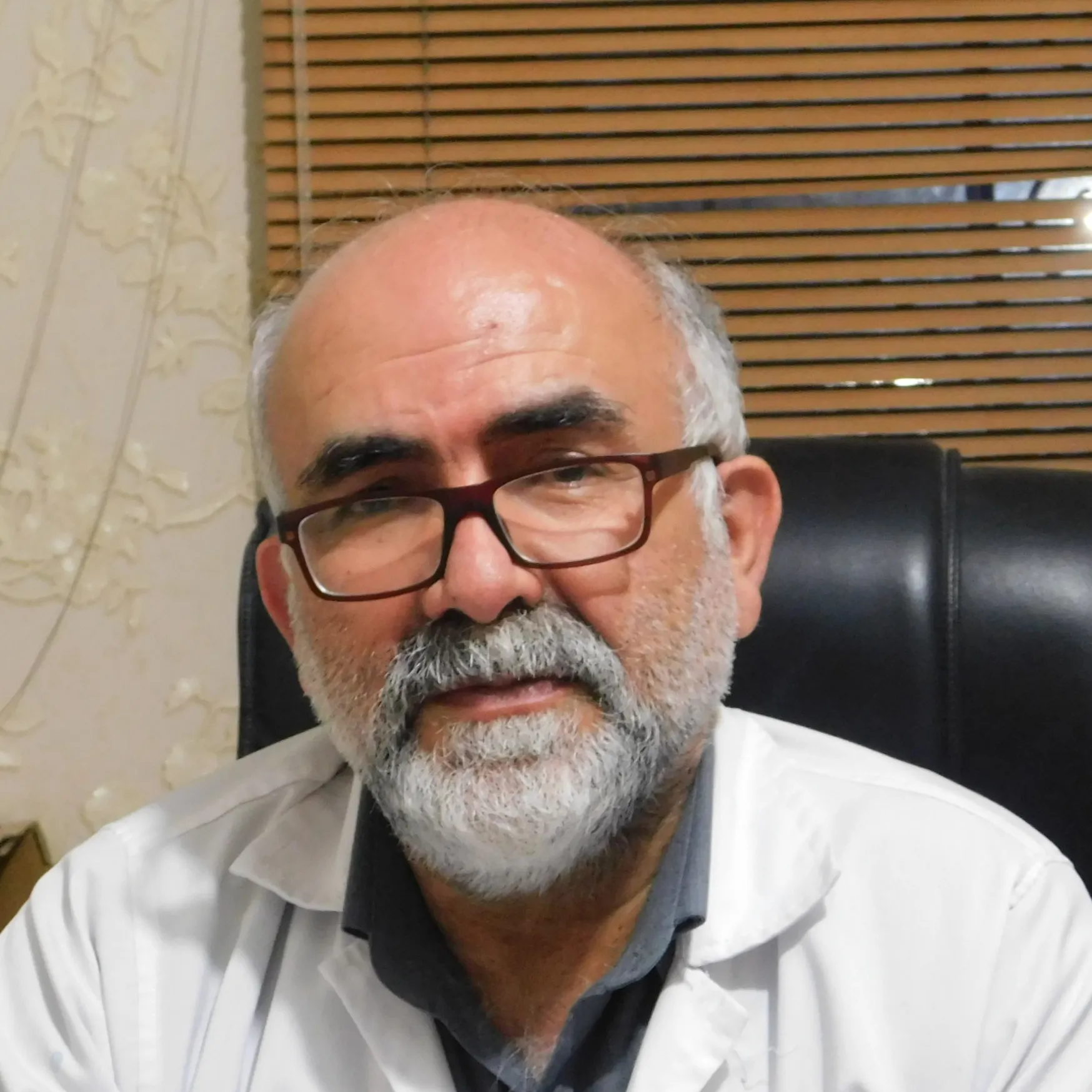 دکتر محمودرضا هاشمی