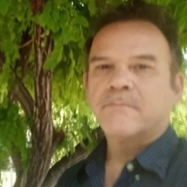 دکتر حسین فتحی