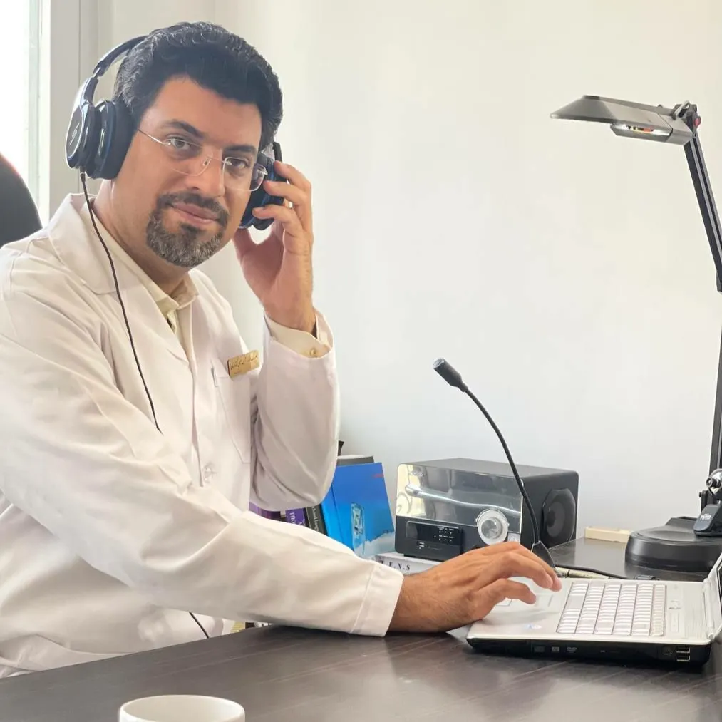 ناصر نیک افشار