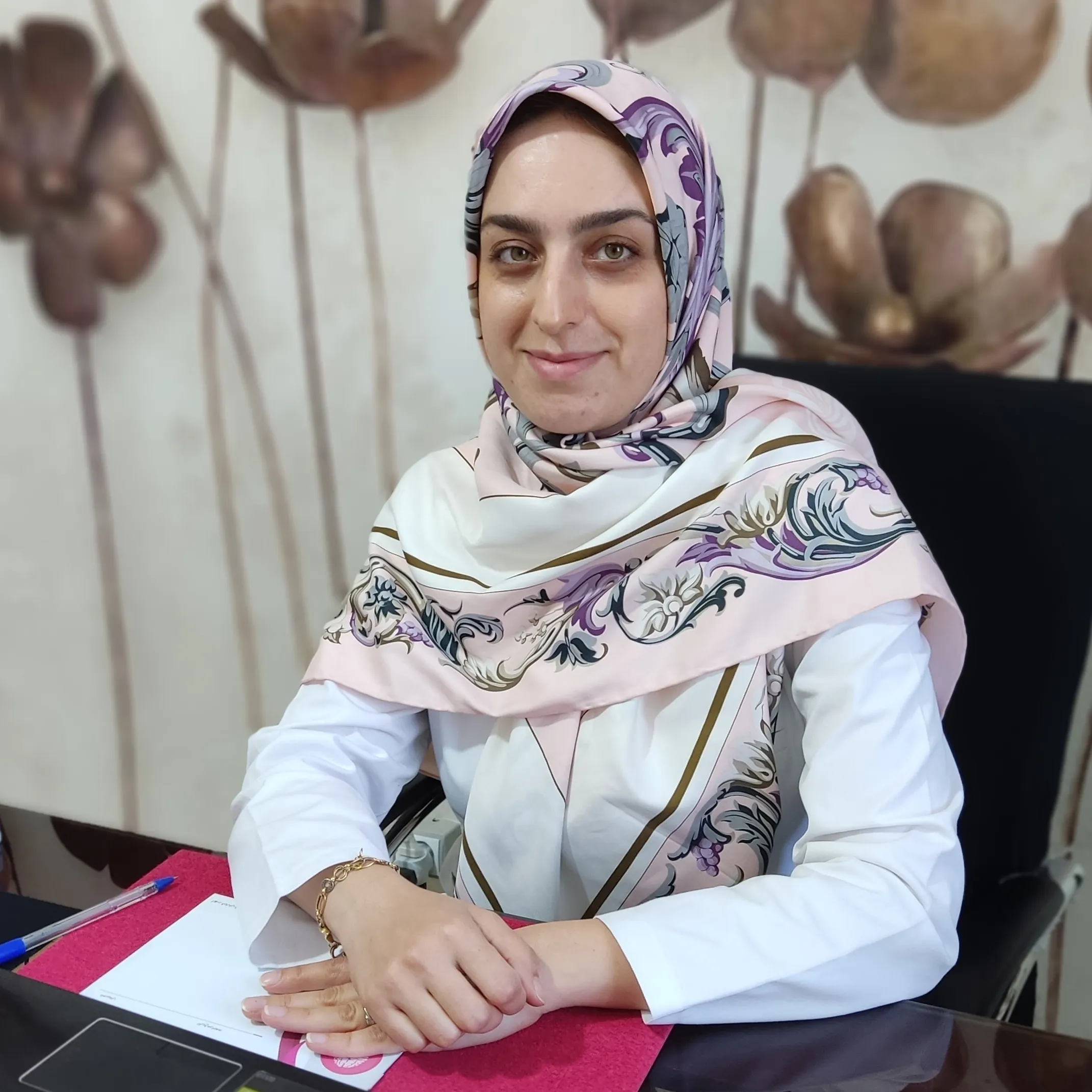 دکتر آتنا خدابخش