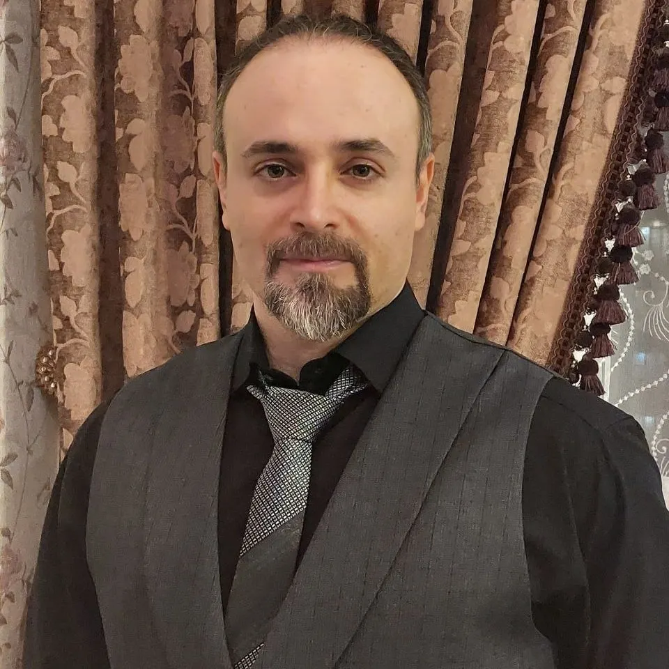 دکتر سید نوید حسینی فر