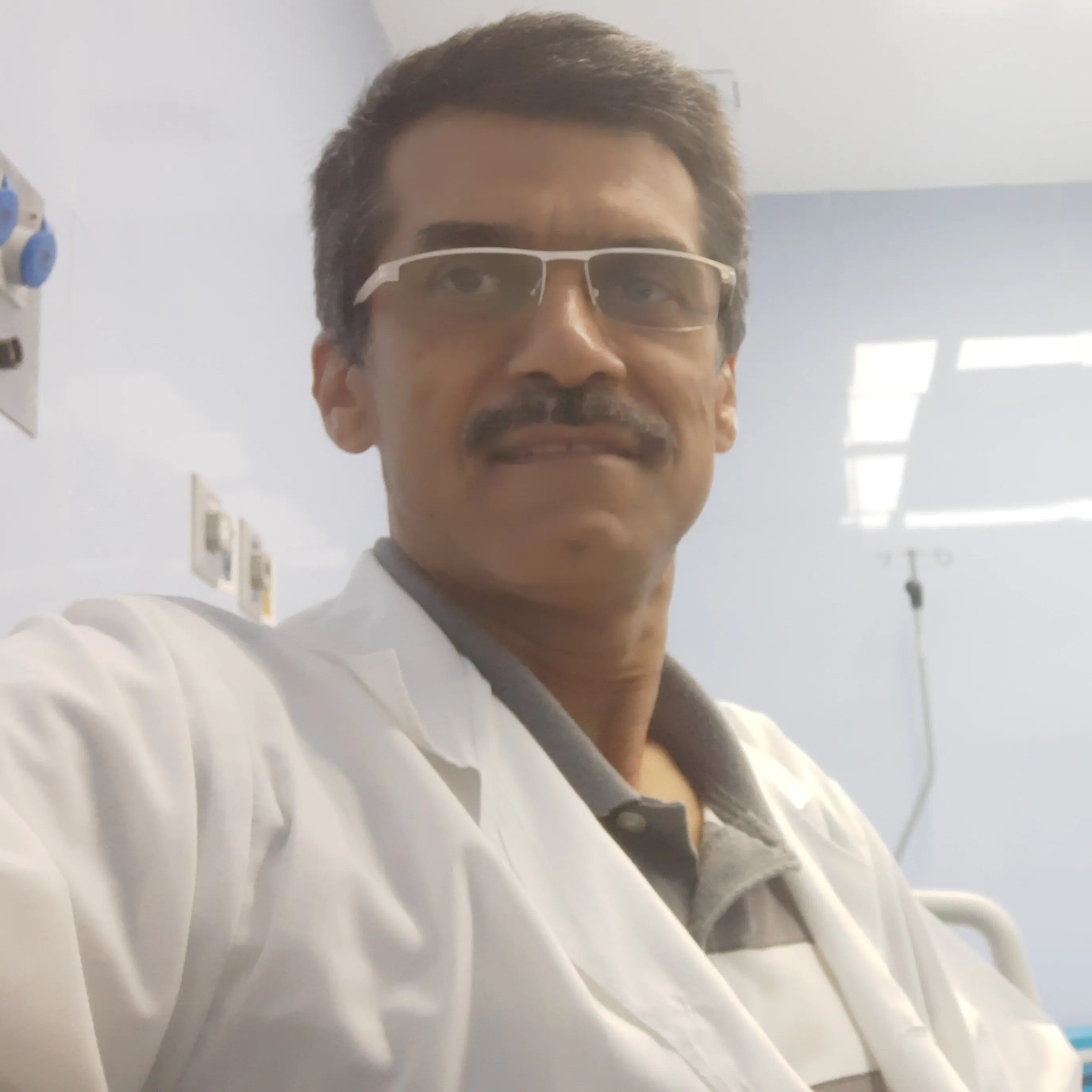 دکتر ناصر کاظمیان بیدهندی