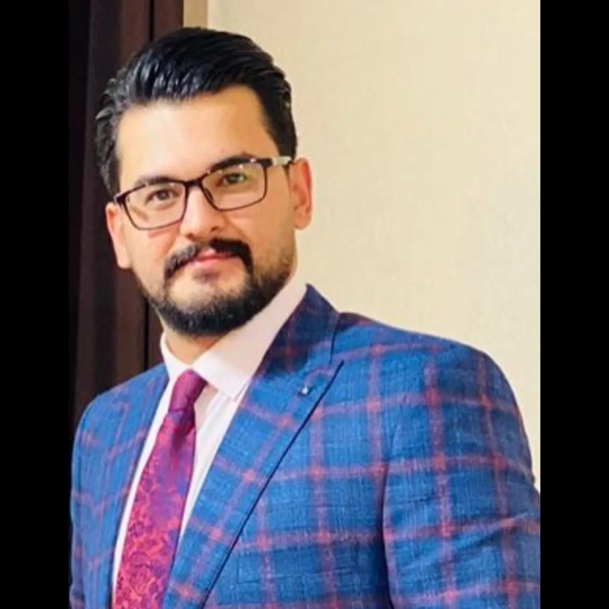 دکتر فرهاد موسوی پور