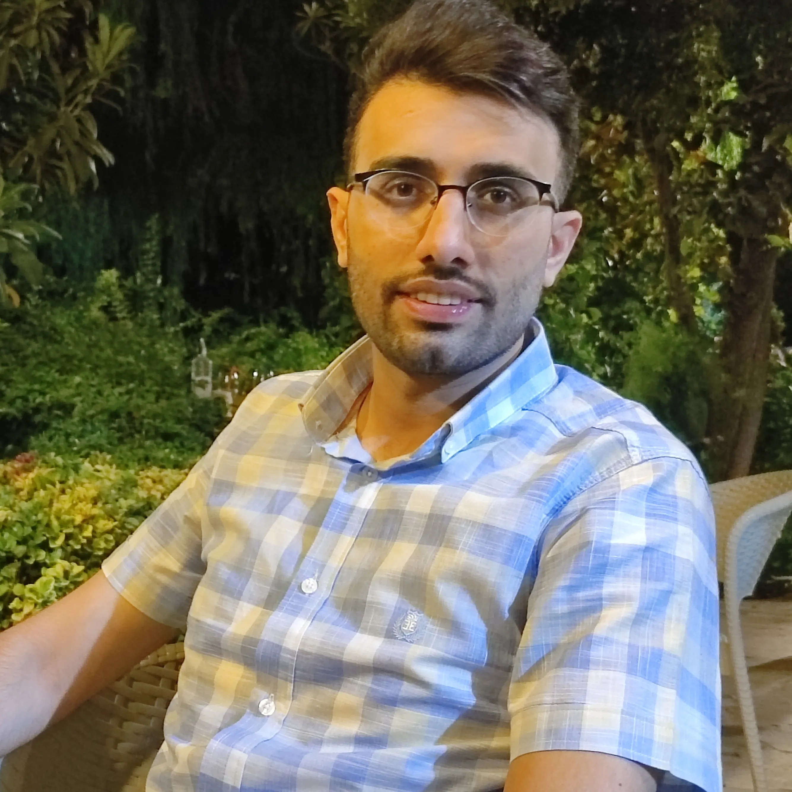 دکتر صادق آرامش