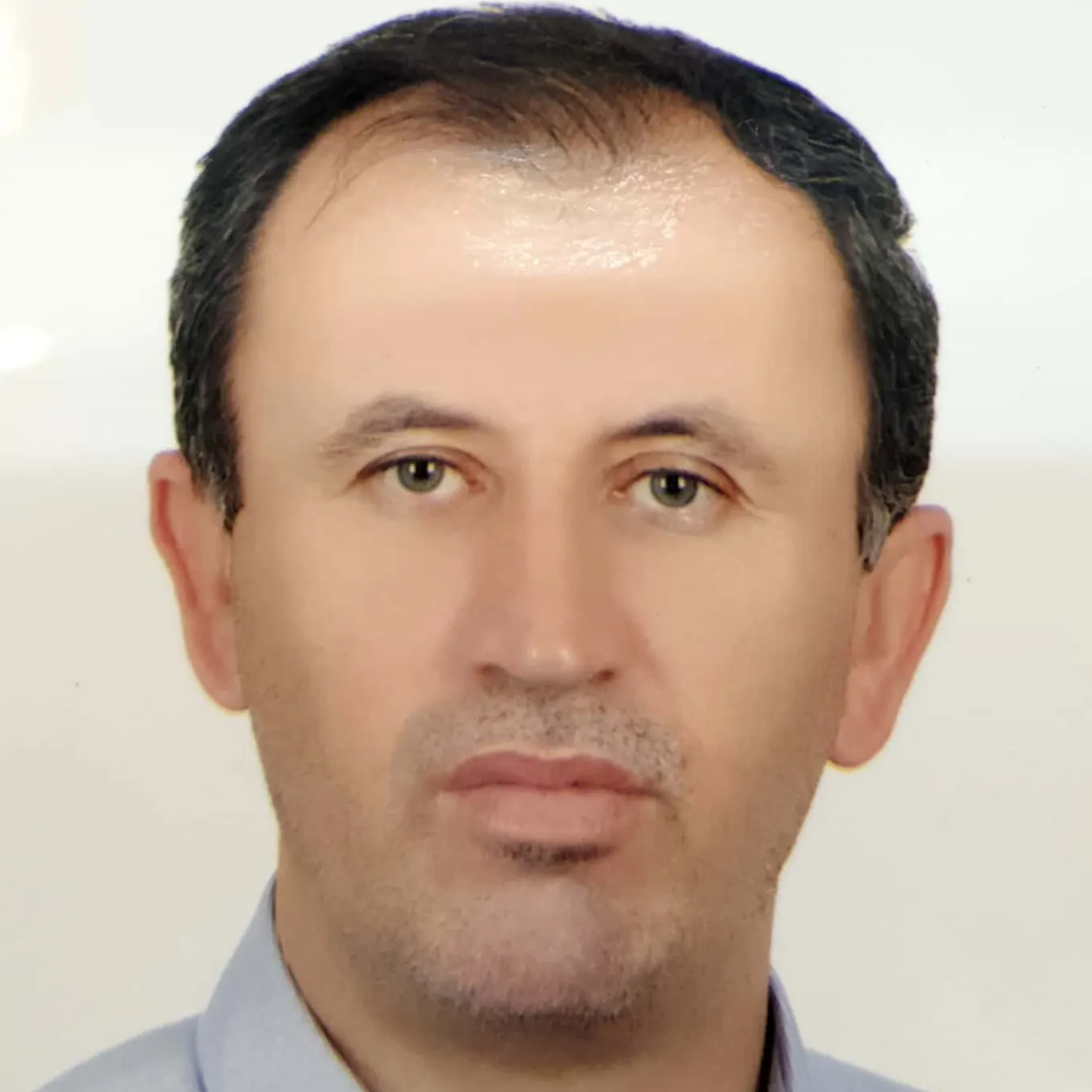 دکتر غلامحسین فقیه