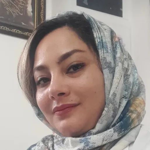 زهرا فیضی
