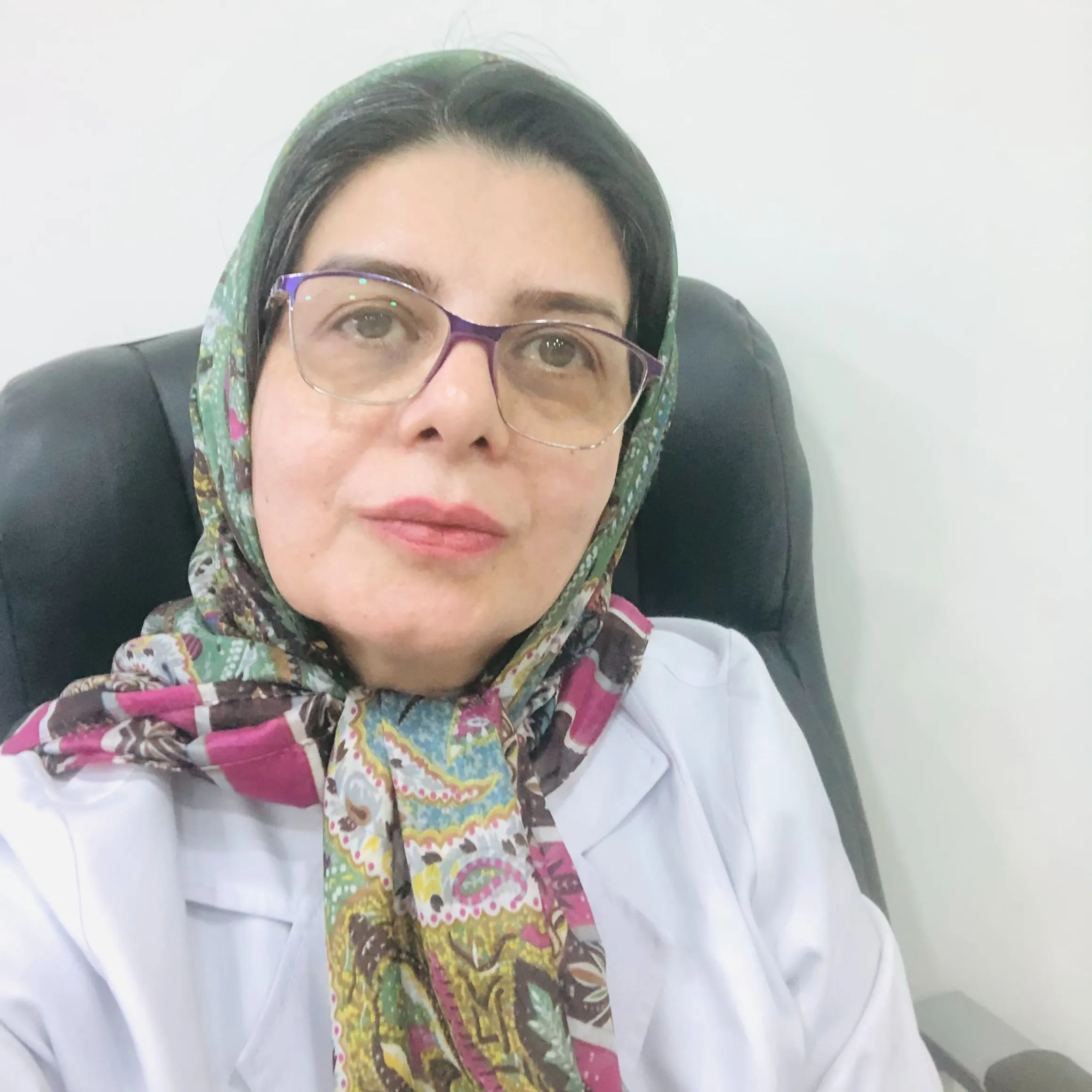 دکتر رقیه منثوری