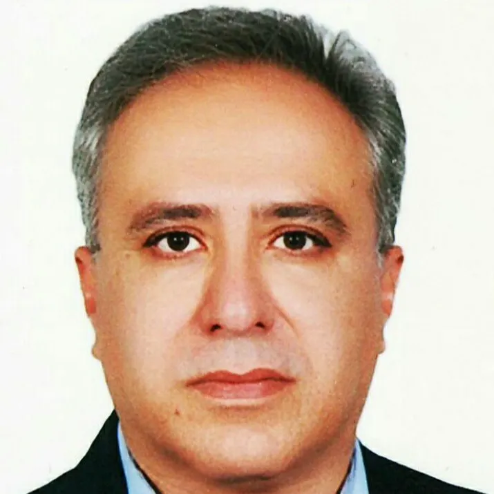 همایون آبائی