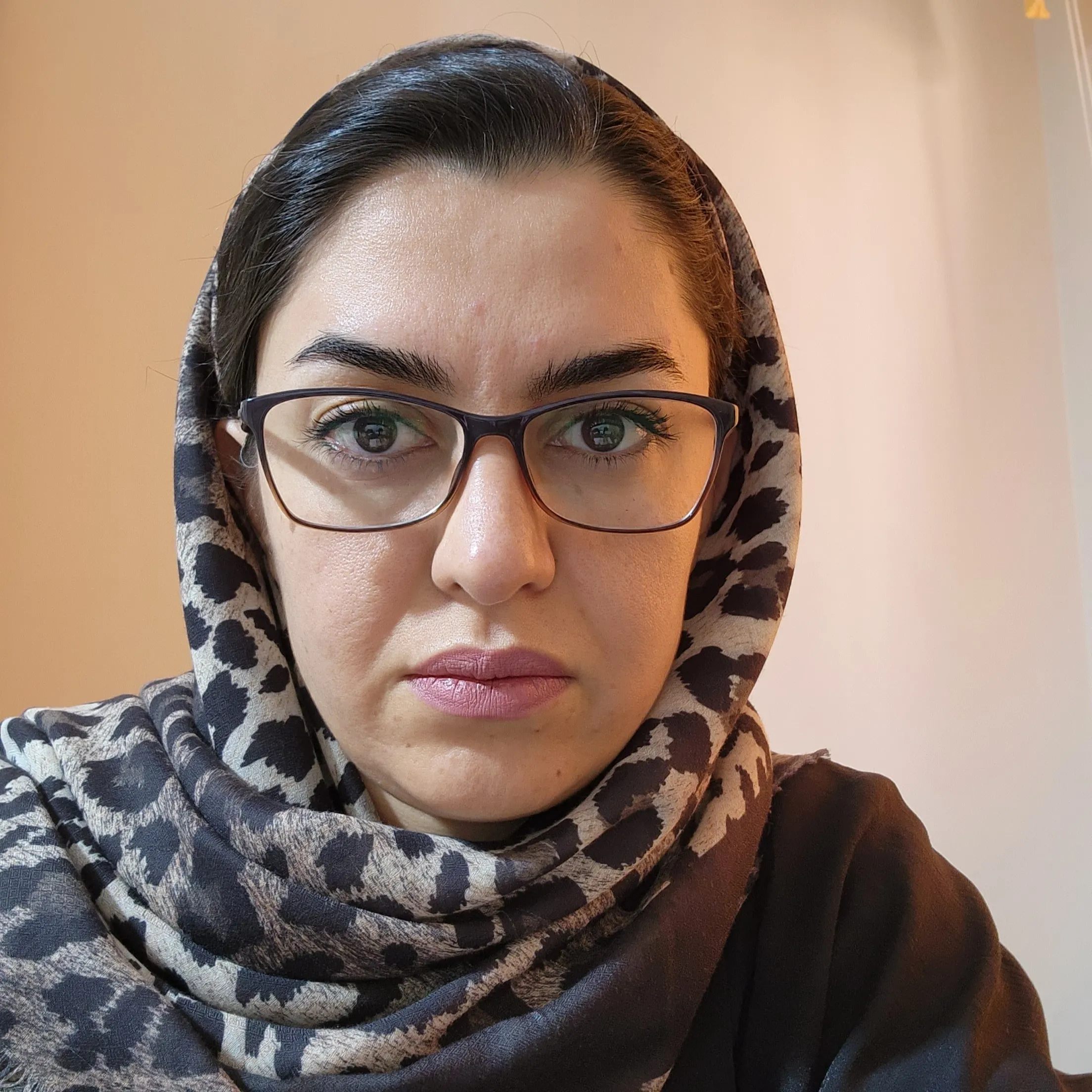 سارا جهاندارپور