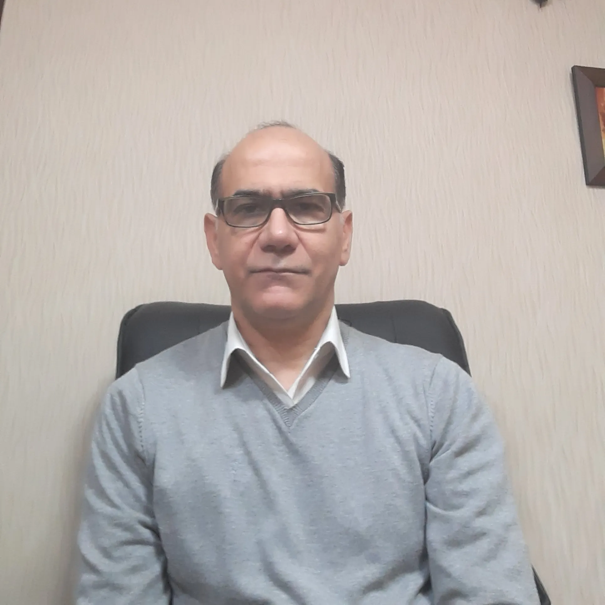 دکتر حسین عباسی