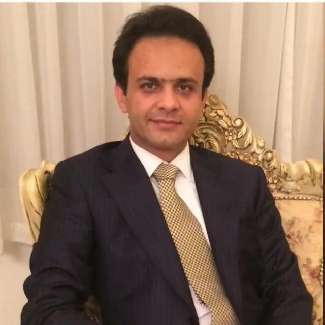 دکتر علی صادقیان شاهی