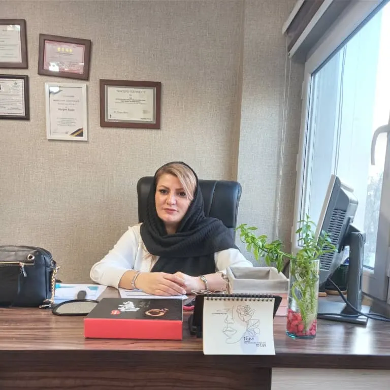 دکتر نرگس علائی