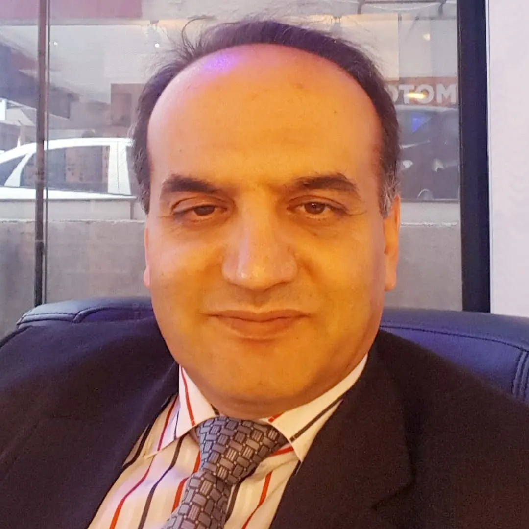 دکتر بابک حقی پور