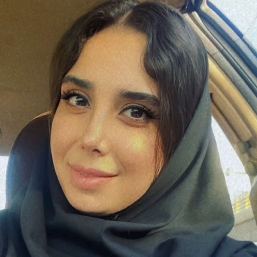 نسترن حیدری
