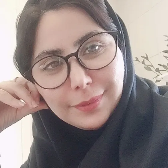 فریده آزادبخت